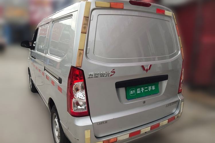 Used Wuling Rongguang S 2023 1.5L Basic Enclosed-Window Vehicle 2 Seats Rear Left 45 Deg
