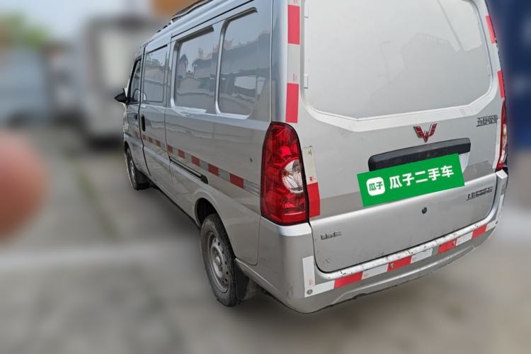 Used Wuling Rongguang S 2023 1.5L Basic Enclosed-Window Vehicle 2 Seats Rear Left 45 Deg