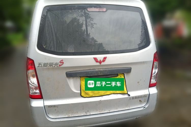 Used Wuling Rongguang S 2023 1.5L Base Version 5/7 Seats Rear