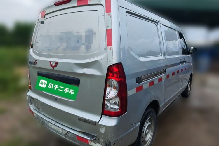 Used Wuling Rongguang S 2023 1.5L Basic Enclosed-Window Vehicle 2 Seats Rear Right 45 Deg