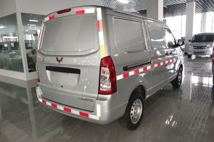 Used Wuling Rongguang S 2023 1.5L Basic Enclosed-Window Vehicle 2 Seats Rear Right 45 Deg