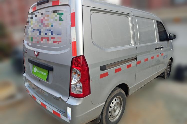 Used Wuling Rongguang S 2023 1.5L Basic Enclosed-Window Vehicle 2 Seats Rear Right 45 Deg