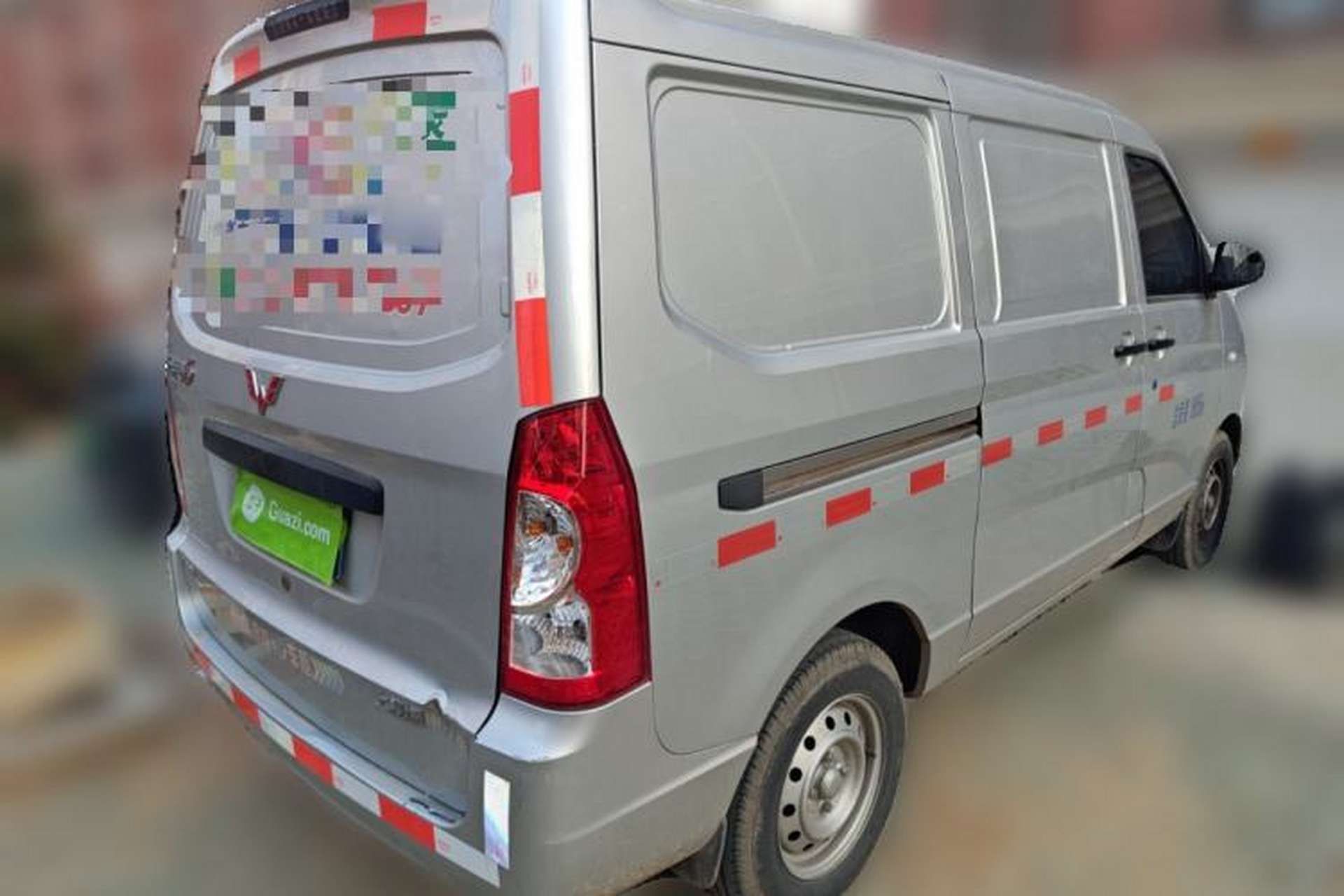 Used Wuling Rongguang S 2023 1.5L Basic Enclosed-Window Vehicle 2 Seats Rear Right 45 Deg