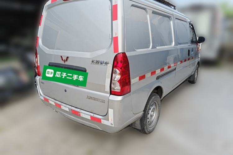 Used Wuling Rongguang S 2023 1.5L Basic Enclosed-Window Vehicle 2 Seats Rear Right 45 Deg