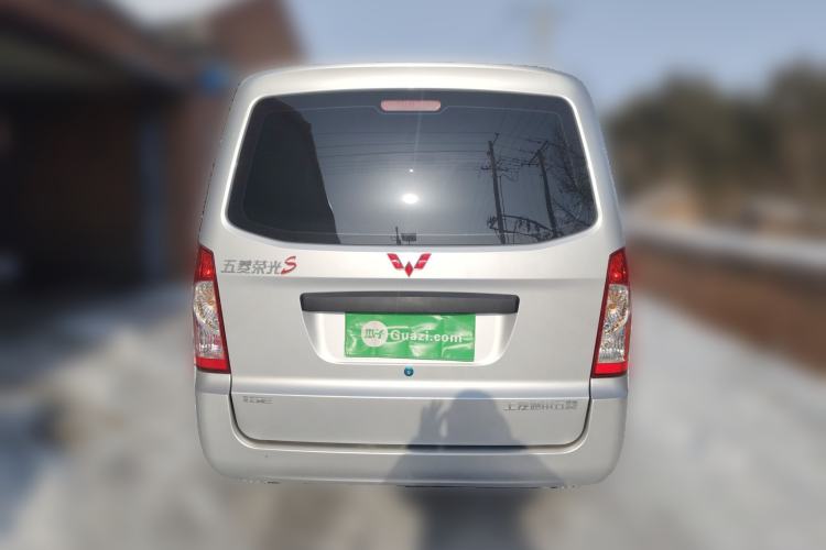 Used Wuling Rongguang S 2023 1.5L Base Version 5/7 Seats Rear