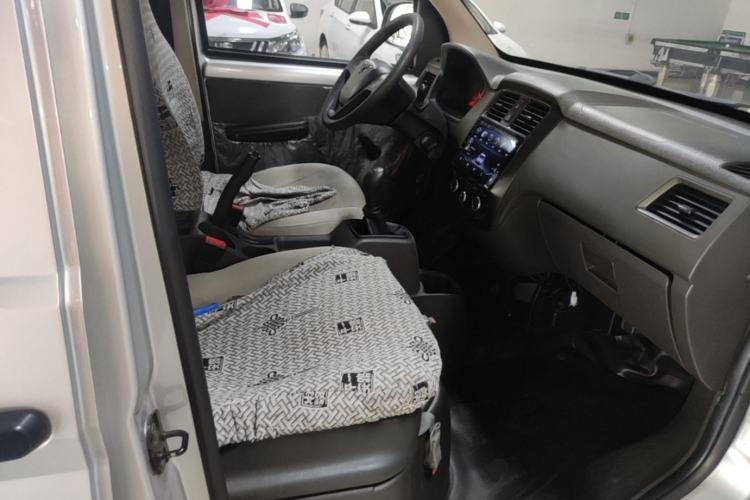 Used Wuling Rongguang S 2023 1.5L Base Version 5/7 Seats Right Front Seat