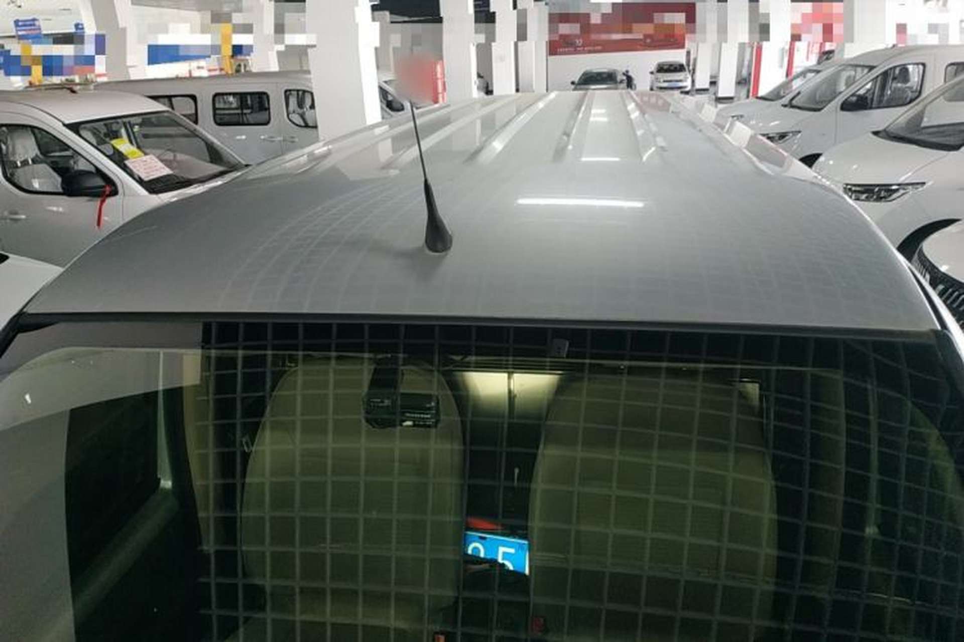 Used Wuling Rongguang S 2023 1.5L Basic Enclosed-Window Vehicle 2 Seats Roof