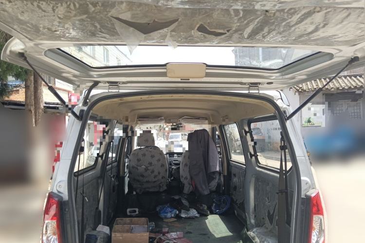 Used Wuling Rongguang S 2023 1.5L Base Version 5/7 Seats Trunk