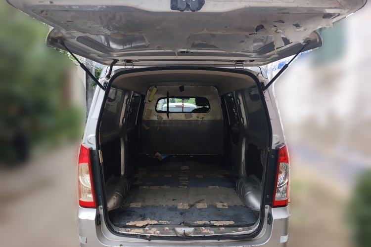 Used Wuling Rongguang S 2023 1.5L Basic Enclosed-Window Vehicle 2 Seats Trunk