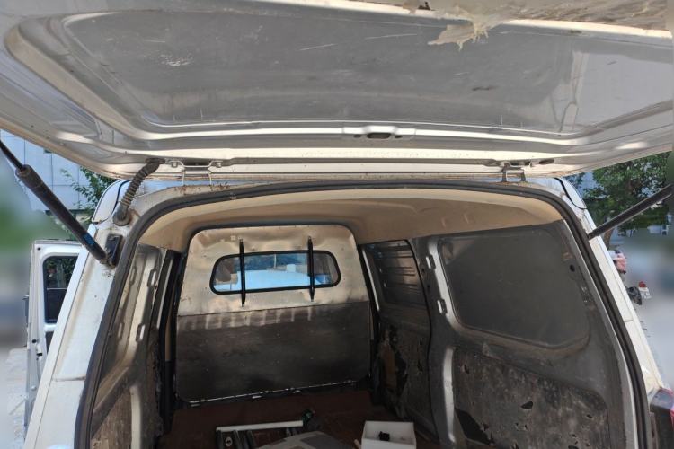 Used Wuling Rongguang S 2023 1.5L Basic Enclosed-Window Vehicle 2 Seats Trunk
