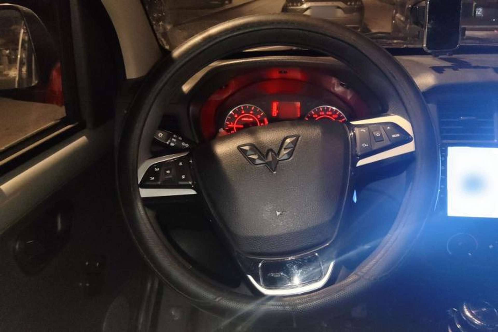 Used Wuling Rongguang S 2023 1.5L Base Version 5/7 Seats Steering Wheel