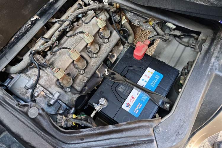 Used Wuling Rongguang S 2023 1.5L Base Version 5/7 Seats Engine Bay Left