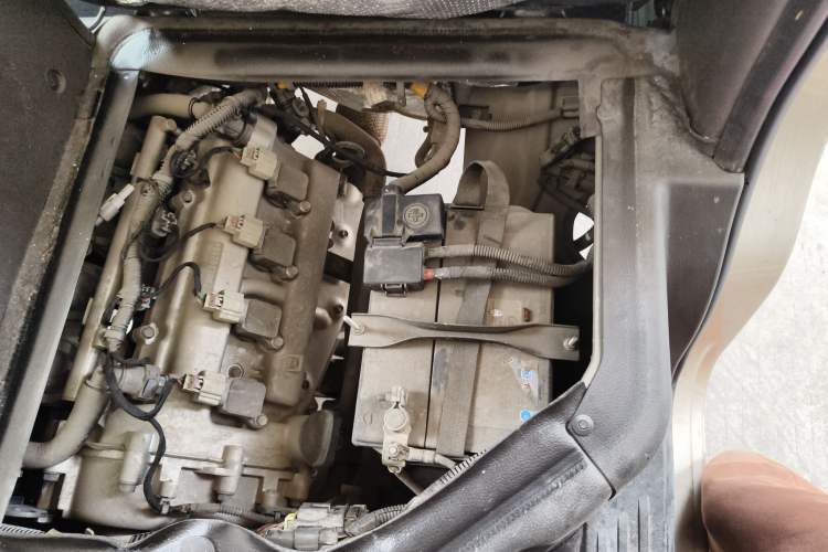 Used Wuling Rongguang S 2023 1.5L Base Version 5/7 Seats Engine Bay Left