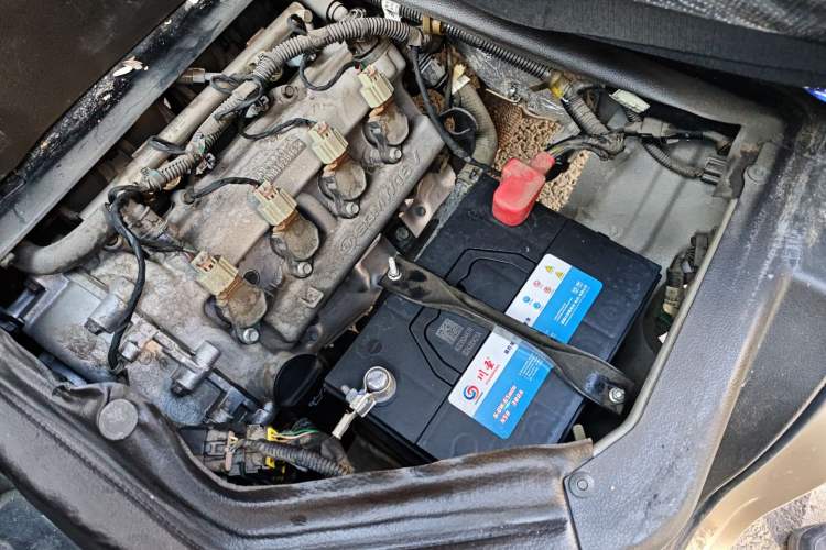 Used Wuling Rongguang S 2023 1.5L Base Version 5/7 Seats Engine Bay Right