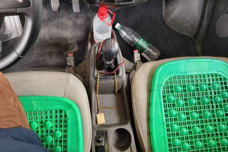 Used Wuling Rongguang S 2023 1.5L Base Version 5/7 Seats Gear Lever