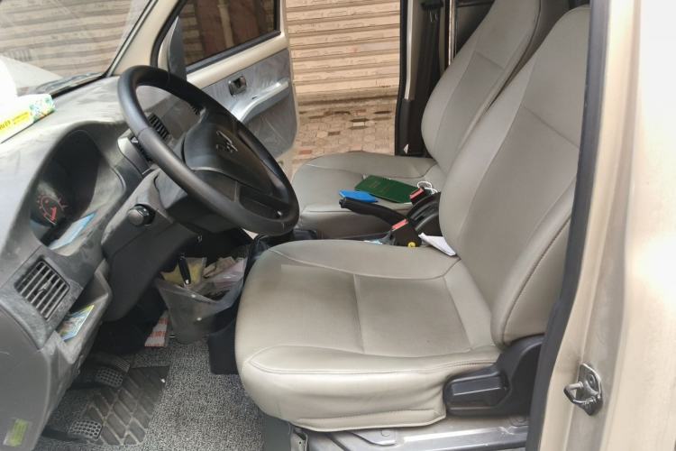 Used Wuling Rongguang S 2023 1.5L Basic Enclosed-Window Vehicle 2 Seats Left Front Seat