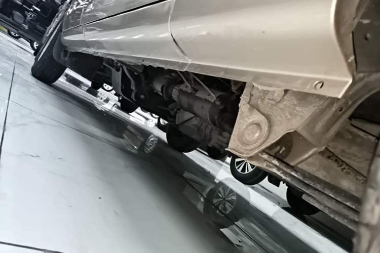 Used Wuling Rongguang S 2023 1.5L Base Version 5/7 Seats Left Side Sill