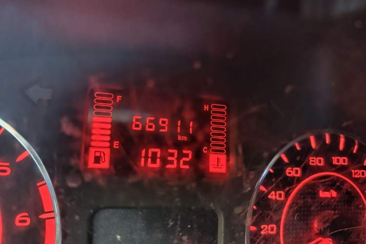 Used Wuling Rongguang S 2023 1.5L Base Version 5/7 Seats Odometer Close Up