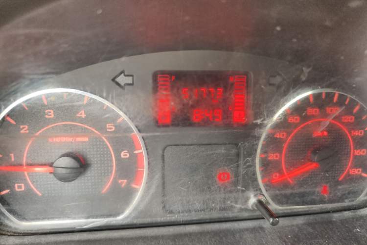 Used Wuling Rongguang S 2023 1.5L Base Version 5/7 Seats Odometer Close Up