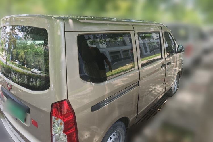 Used Wuling Rongguang S 2023 1.5L Base Version 5/7 Seats Rear Right 45 Deg