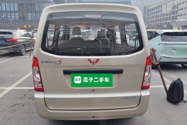 Used Wuling Rongguang S 2023 1.5L Base Version 5/7 Seats Rear