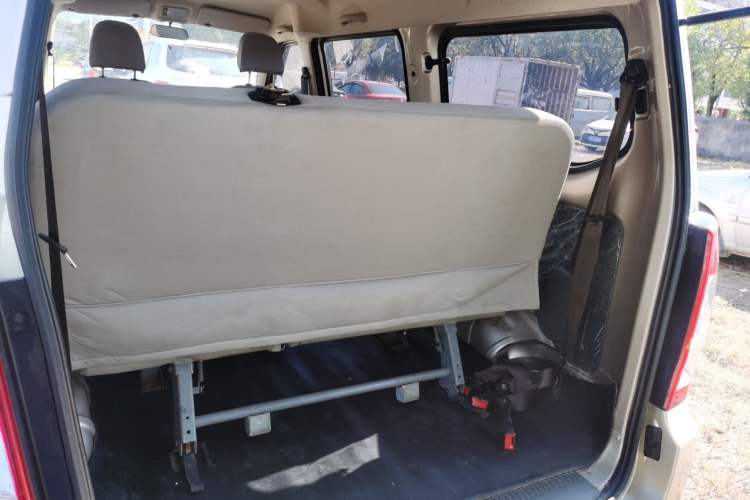 Used Wuling Rongguang S 2023 1.5L Base Version 5/7 Seats Trunk