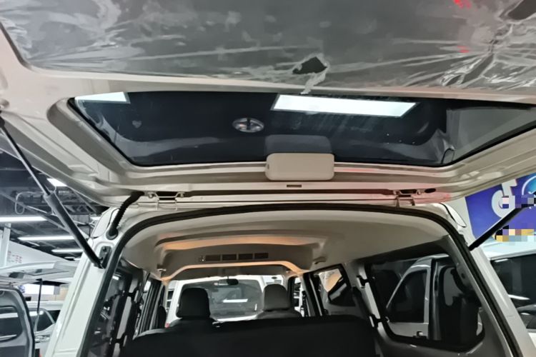 Used Wuling Rongguang S 2023 1.5L Base Version 5/7 Seats Trunk