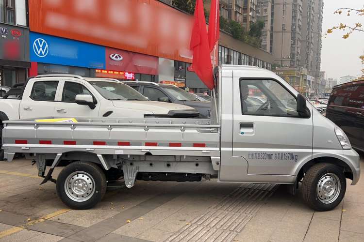 Used Wuling Rongguang Small Truck 2023 1.5L Standard Single-Row Extended LAR Exterior 1