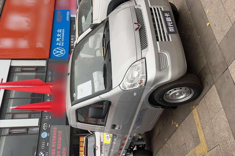 Used Wuling Rongguang Small Truck 2023 1.5L Standard Single-Row Extended LAR Exterior 3
