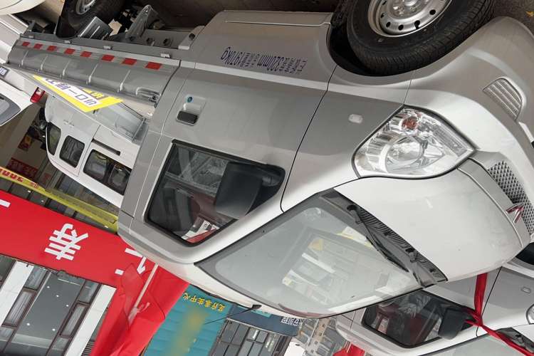 Used Wuling Rongguang Small Truck 2023 1.5L Standard Single-Row Extended LAR Exterior 5