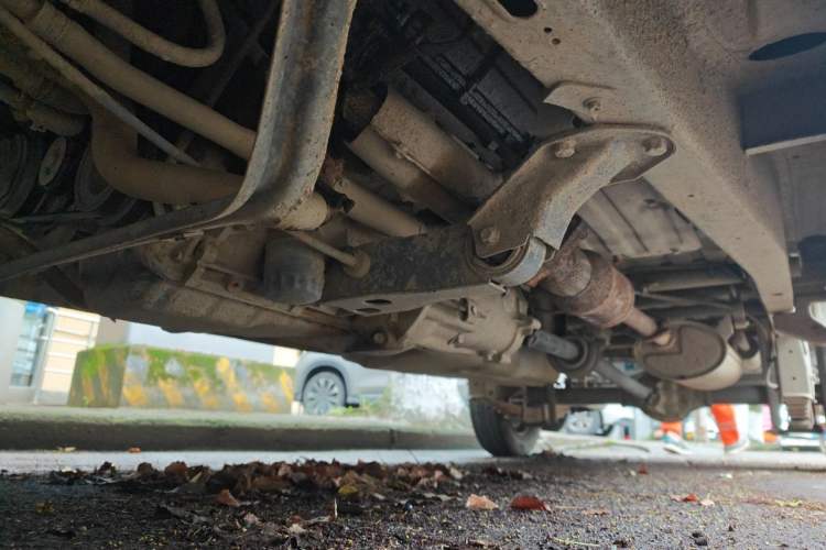Used Wuling Rongguang Small Truck 2012 1.2L Double-Cab Basic Version LAQ Chassis Front Left