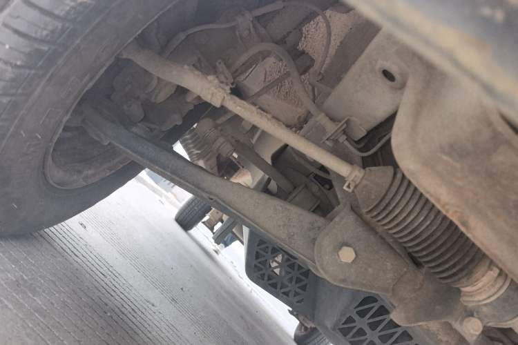 Used Wuling Rongguang Small Truck 2012 1.2L Double-Cab Basic Version LAQ Chassis Front Right