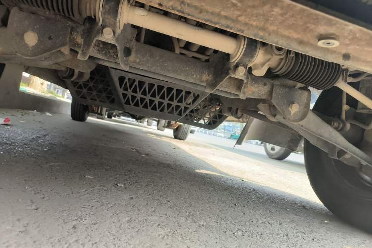 Used Wuling Rongguang Small Truck 2012 1.2L Double-Cab Basic Version LAQ Chassis Front