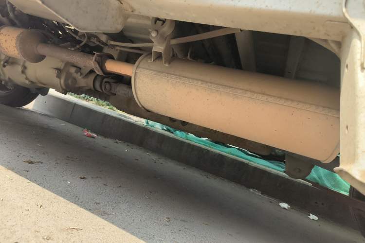 Used Wuling Rongguang Small Truck 2012 1.2L Double-Cab Basic Version LAQ Chassis Rear Left