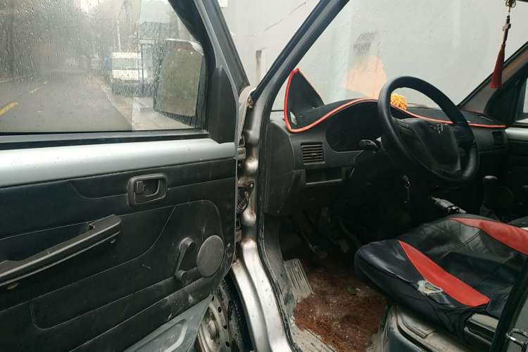 Used Wuling Rongguang Small Truck 2012 1.2L Double-Cab Basic Version LAQ Driver Seat
