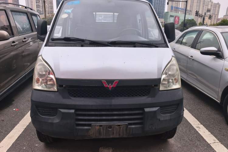Used Wuling Rongguang Small Truck 2012 1.5L Double-Cab Basic Version L3C Front