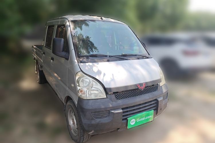 Used Wuling Rongguang Small Truck 2012 1.5L Double-Cab Basic Version L3C Front Right 45 Deg
