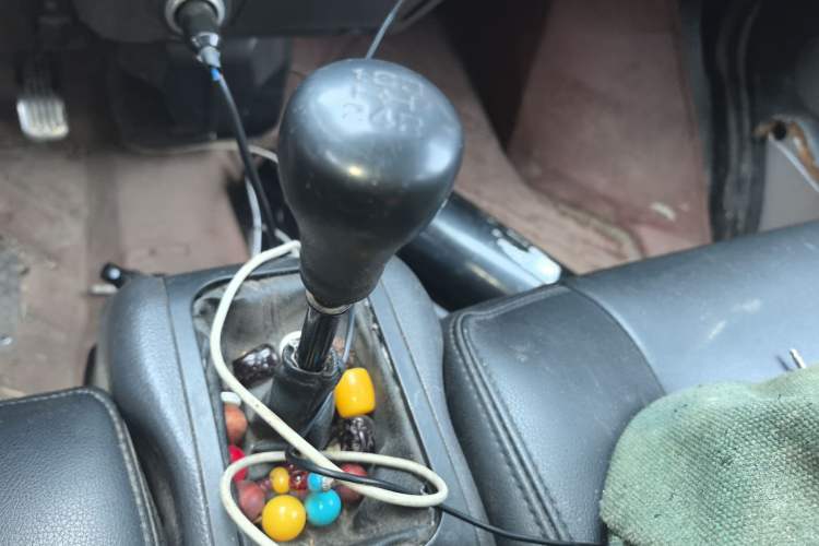 Used Wuling Rongguang Small Truck 2012 1.2L Double-Cab Basic Version LAQ Gear Lever