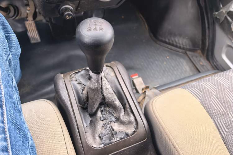 Used Wuling Rongguang Small Truck 2012 1.5L Double-Cab Basic Version L3C Gear Lever