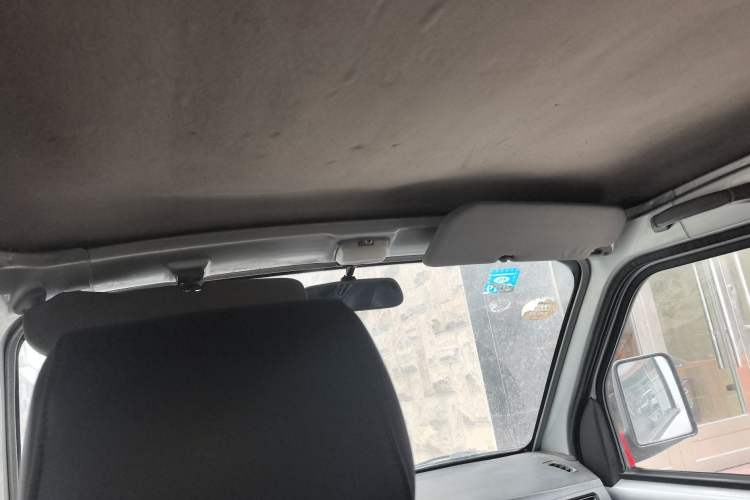 Used Wuling Rongguang Small Truck 2012 1.2L Double-Cab Basic Version LAQ Headliner