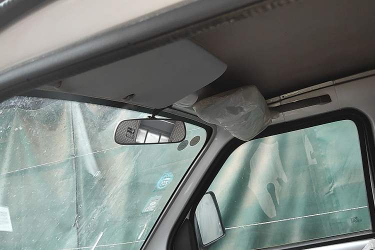 Used Wuling Rongguang Small Truck 2012 1.5L Single-Row Basic Version L3C Headliner