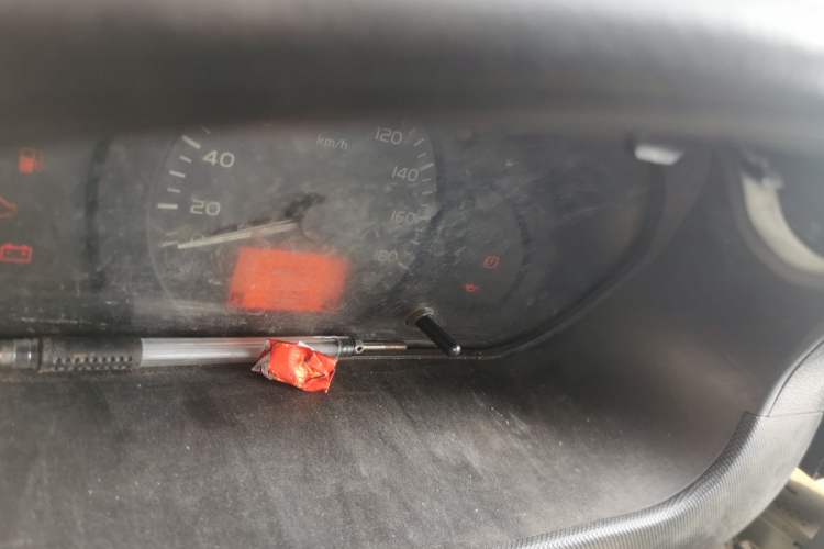 Used Wuling Rongguang Small Truck 2012 1.2L Single-Row Basic Version LAQ Instrument Cluster