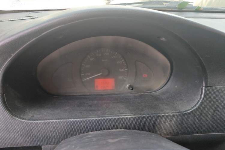 Used Wuling Rongguang Small Truck 2012 1.5L Double-Cab Basic Version L3C Instrument Cluster