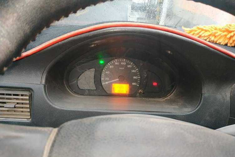 Used Wuling Rongguang Small Truck 2012 1.2L Double-Cab Basic Version LAQ Instrument Cluster