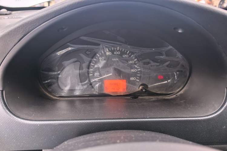 Used Wuling Rongguang Small Truck 2012 1.5L Double-Cab Basic Version L3C Instrument Cluster