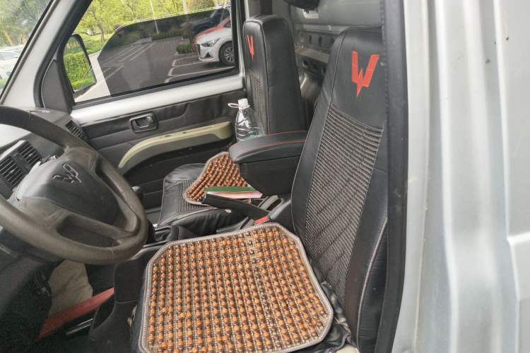 Used Wuling Rongguang Small Truck 2012 1.2L Single-Row Basic Version LAQ Left Rear Seat