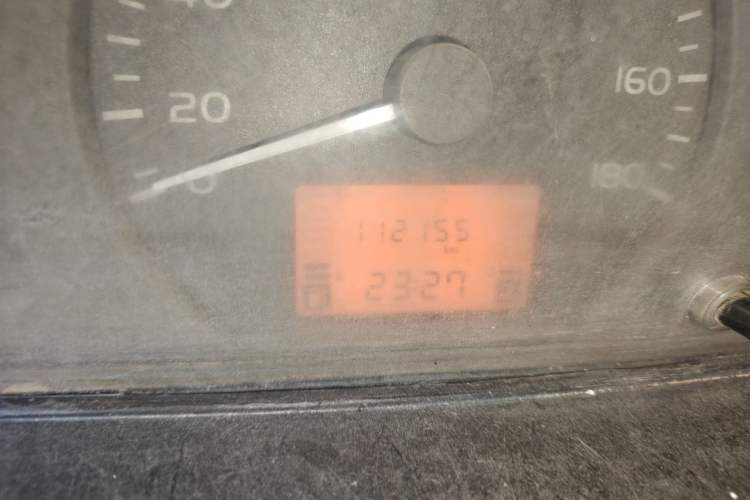 Used Wuling Rongguang Small Truck 2012 1.5L Double-Cab Basic Version L3C Odometer Close Up