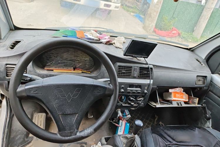 Used Wuling Rongguang Small Truck  Center Console