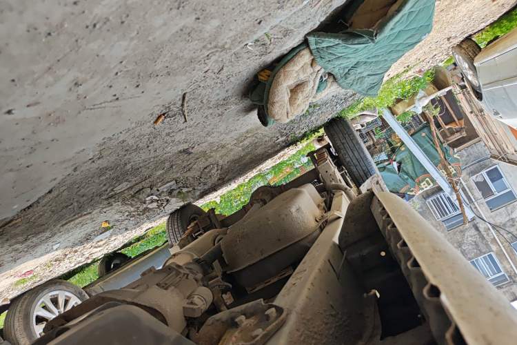 Used Wuling Rongguang Small Truck  Chassis Front Right