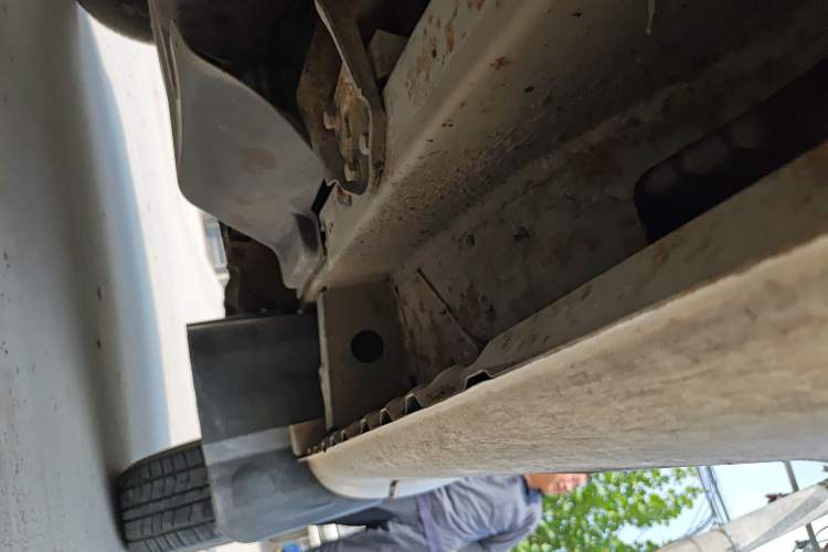 Used Wuling Rongguang Small Truck  Chassis Rear Right